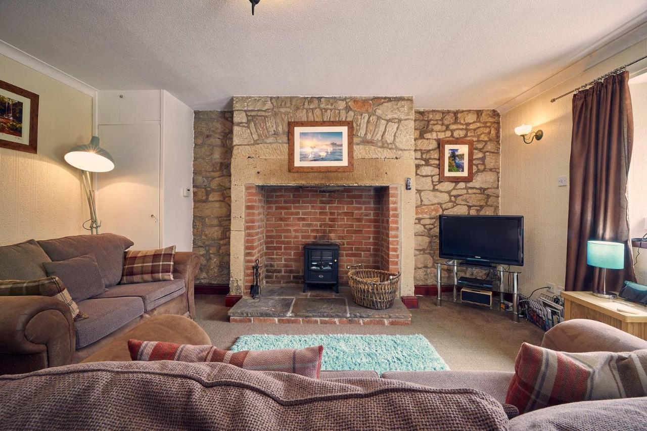 Host & Stay - Rose Cottage Bamburgh Esterno foto